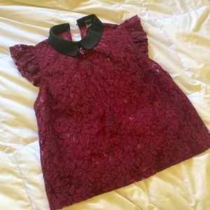 Beautiful unlined lace burgundy collared blouse❤️